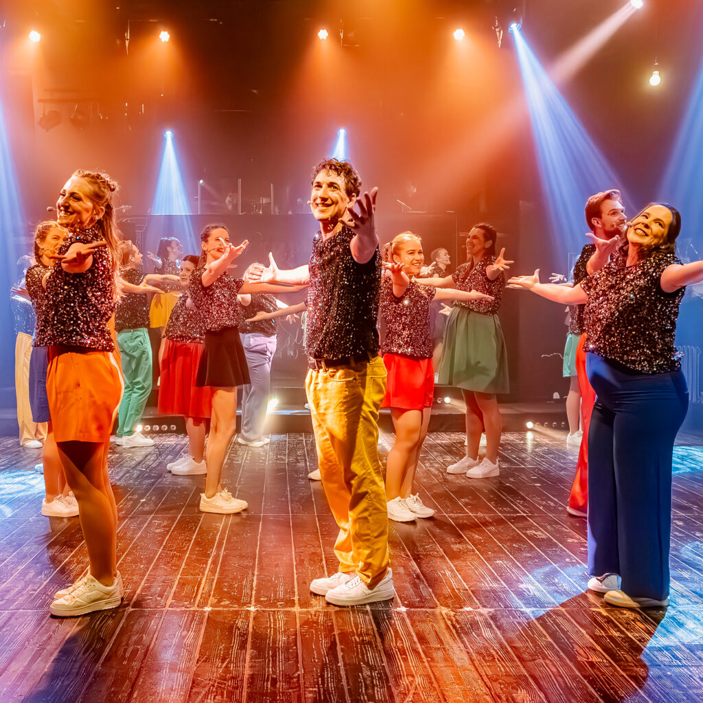 Opslaan als... (jubileumshow 2026) 19 alles is liefde 10